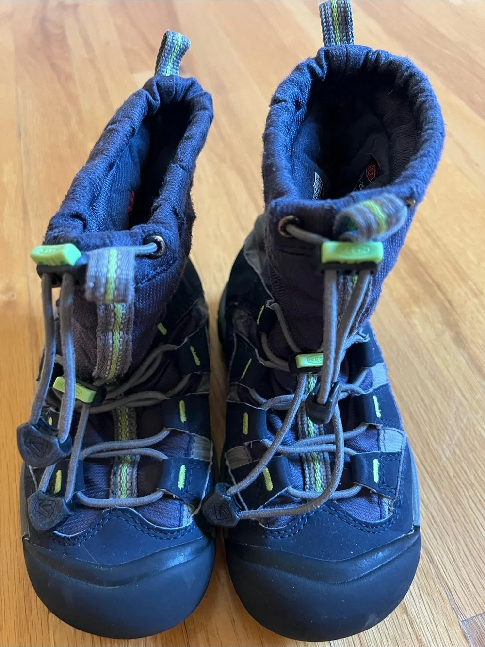 KEEN Kids Navy, Gray and Lime Lace-Up Winter Boots size 12